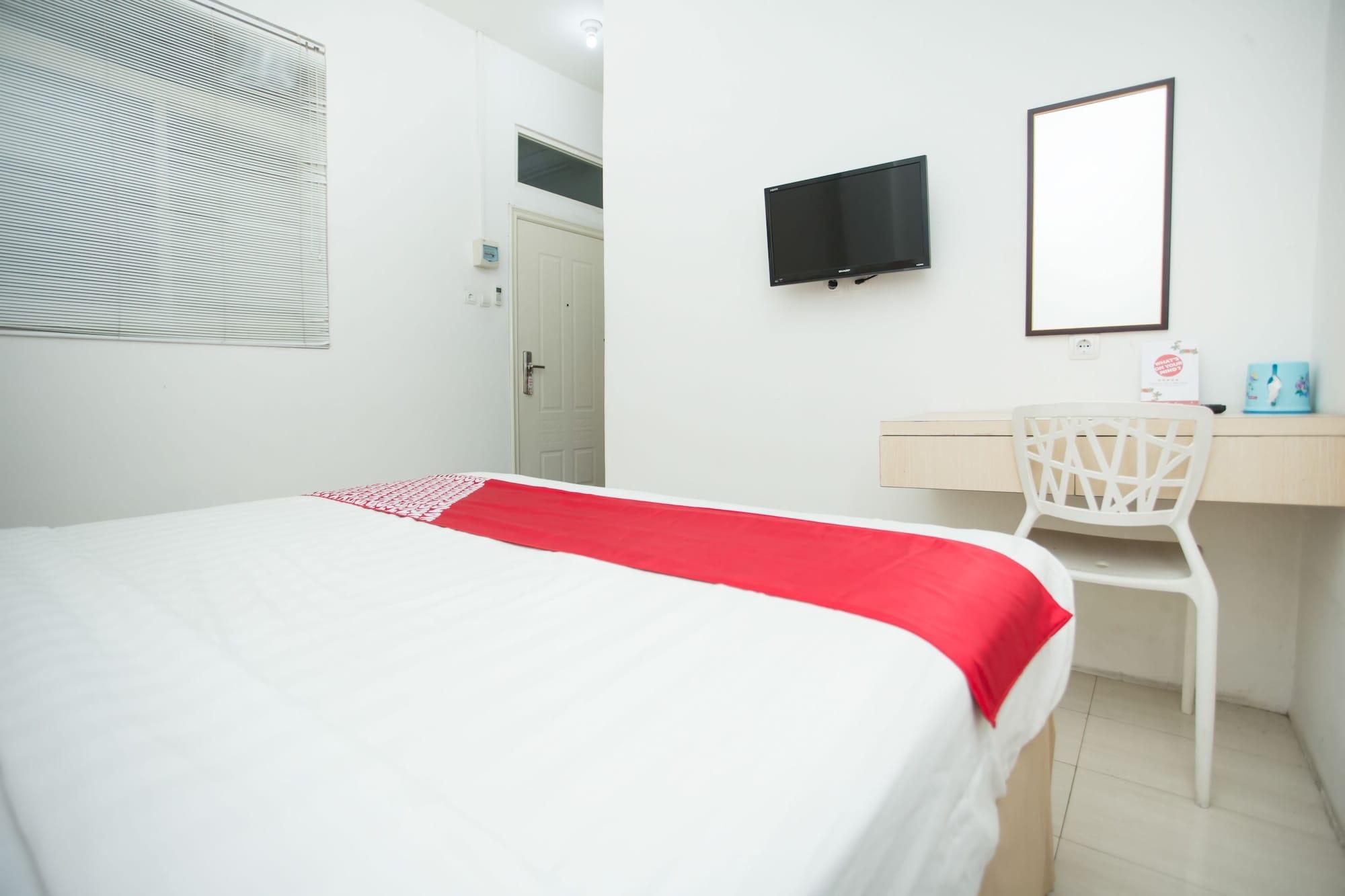 Oyo 850 Lapan Lapan Hotel Banjarmasin  Kültér fotó