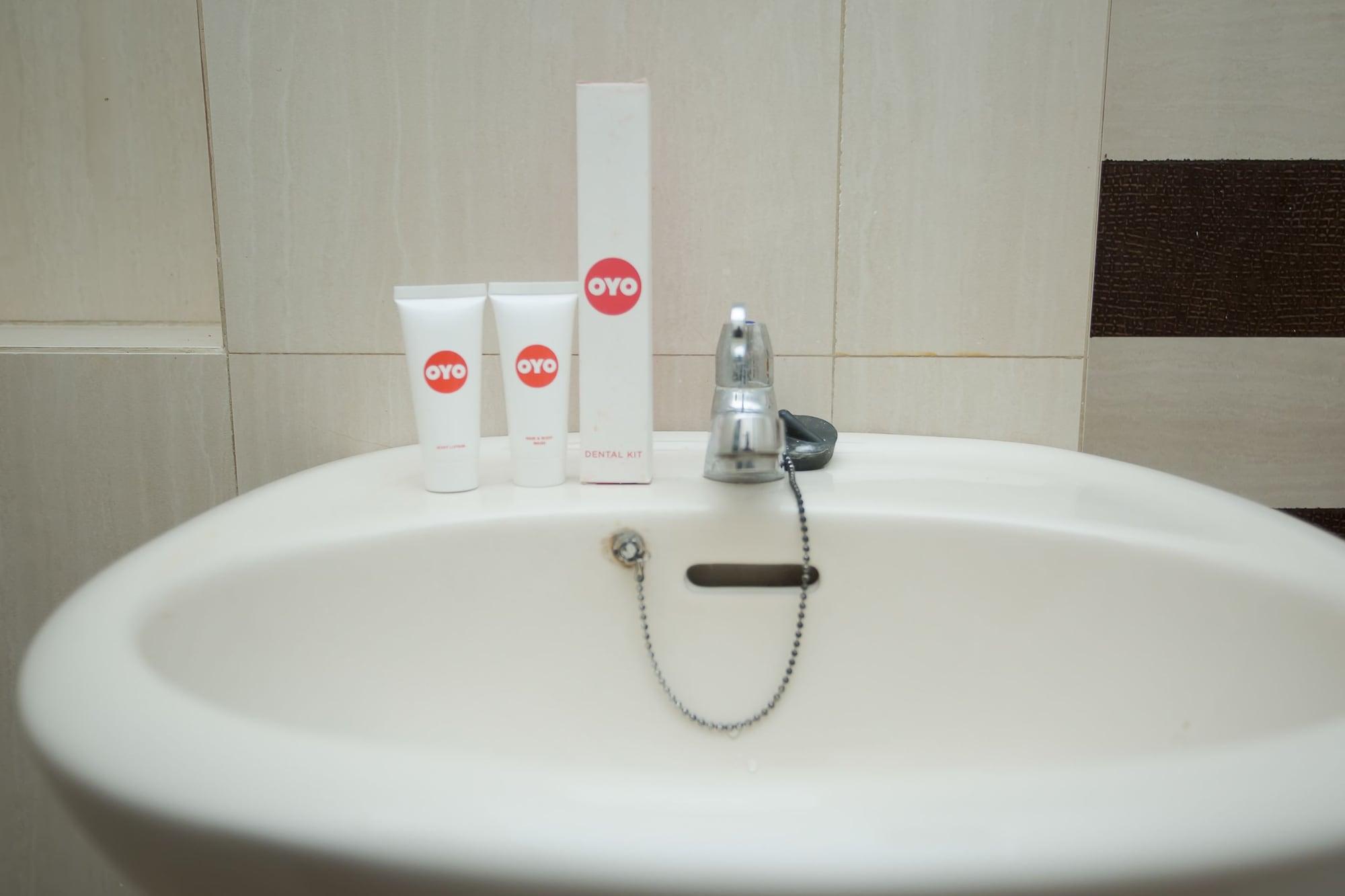 Oyo 850 Lapan Lapan Hotel Banjarmasin  Kültér fotó