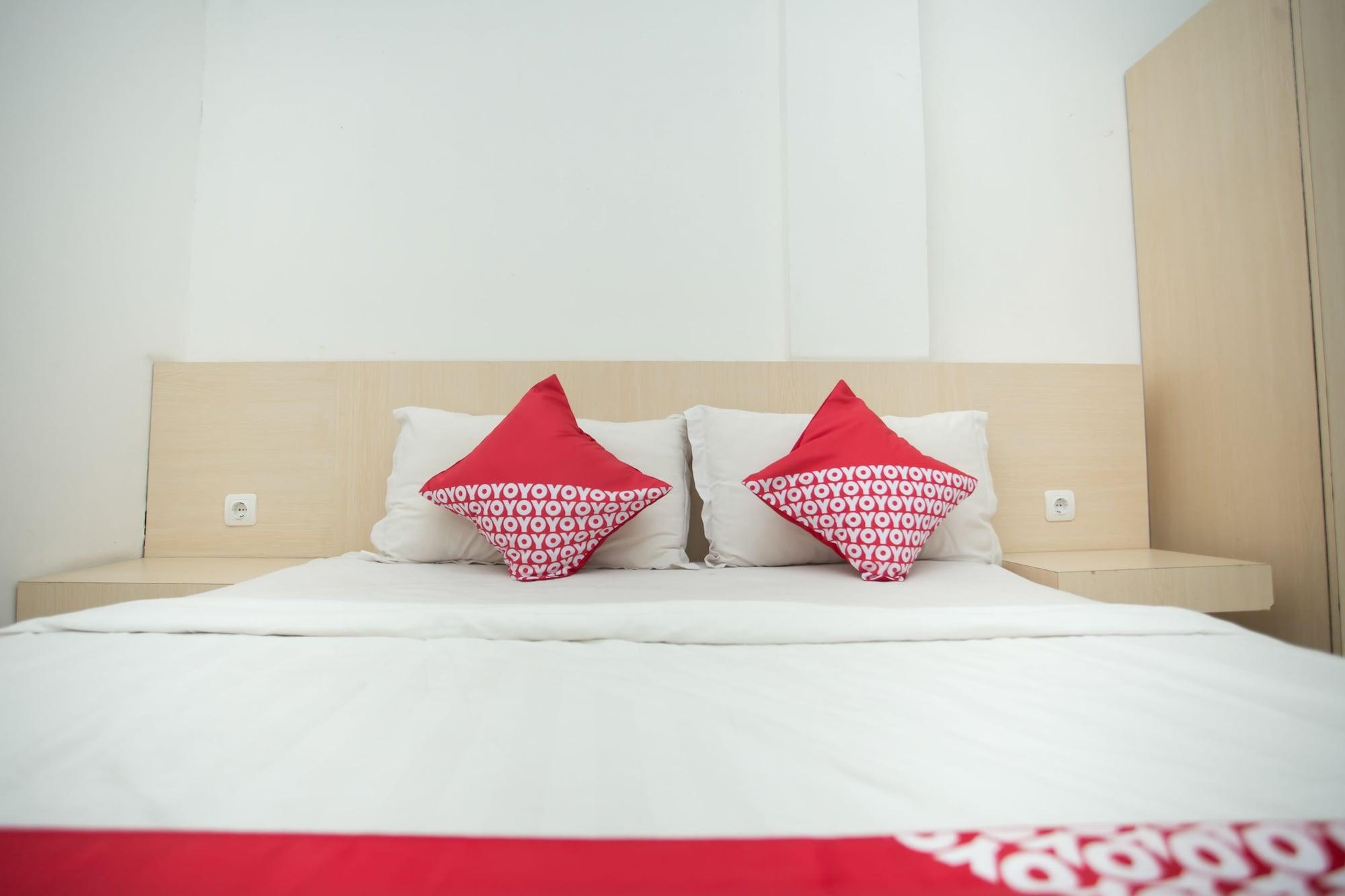Oyo 850 Lapan Lapan Hotel Banjarmasin  Kültér fotó