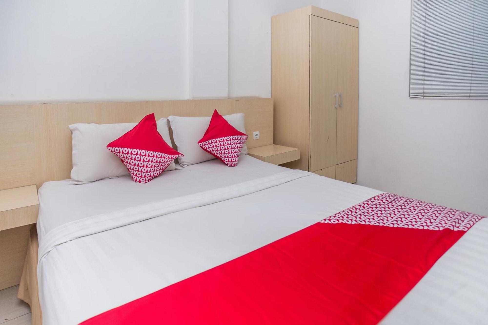 Oyo 850 Lapan Lapan Hotel Banjarmasin  Kültér fotó
